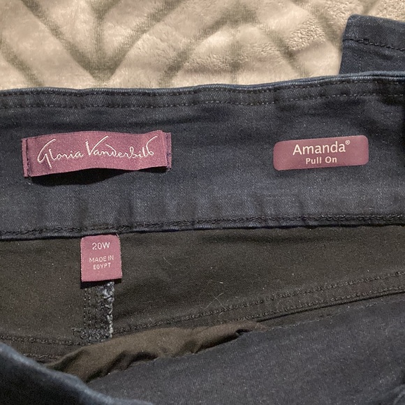 NWT Gloria Vanderbilt 20w Short pull on jeans - Picture 2 of 7